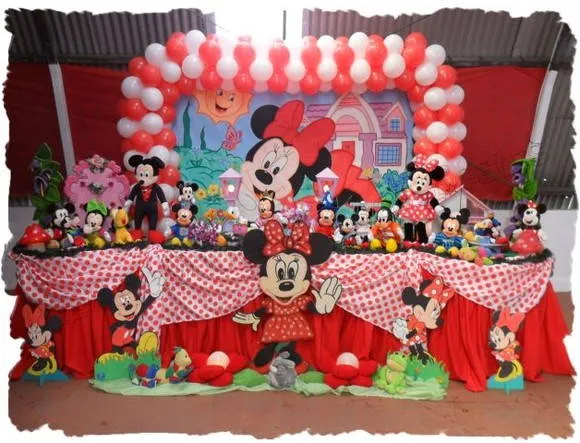 Decoração de festa Minnie Vermelha | Atelier Doces Sonhos Festas ...