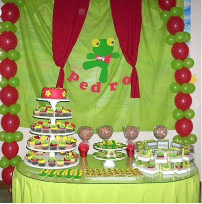 Adornos sapo pepe para cumpleaños en globos - Imagui