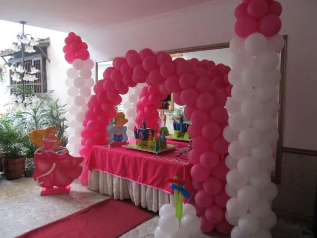 Decoración cumpleaños de aurora princesa de Disney - Imagui