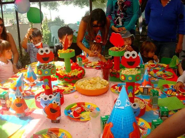 Fiesta de Elmo ayuda soy nueva xfavor....