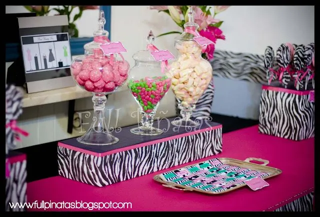 Decoración fiesta 15 años animal print - Imagui