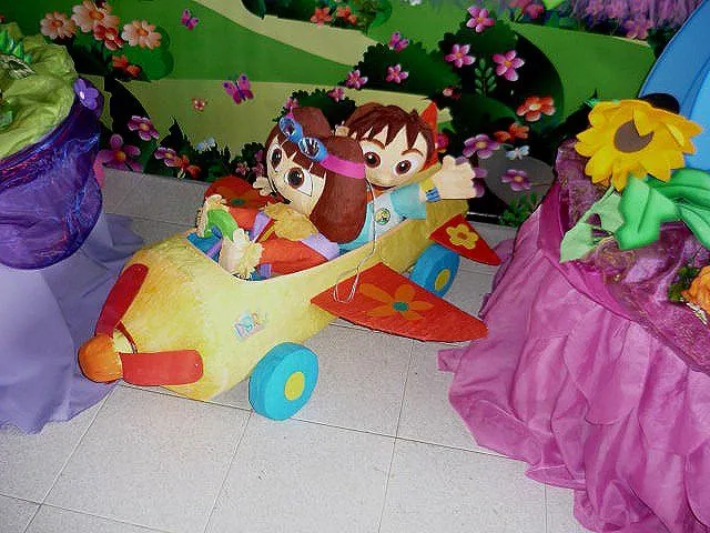 Decoración de fiesta de dora la exploradora y diego - Imagui