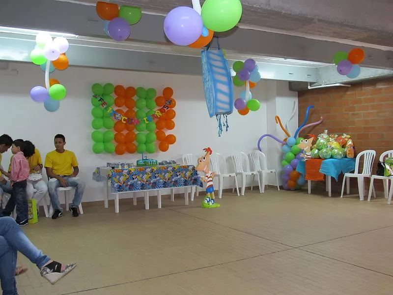 DECORACION FIESTA PHINEAS AND FERB