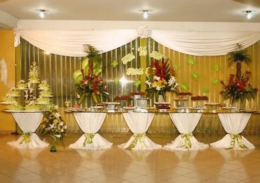 Decoración de fiestas con flores naturales - Imagui