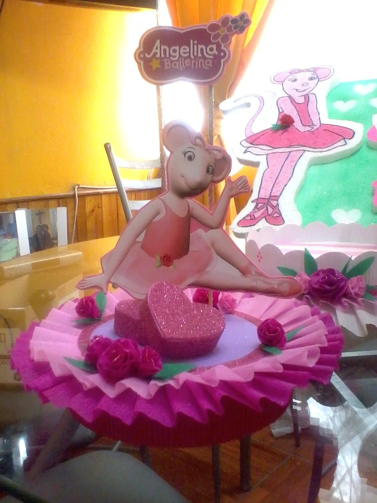 Decoración de fiestas de angelina ballerina - Imagui