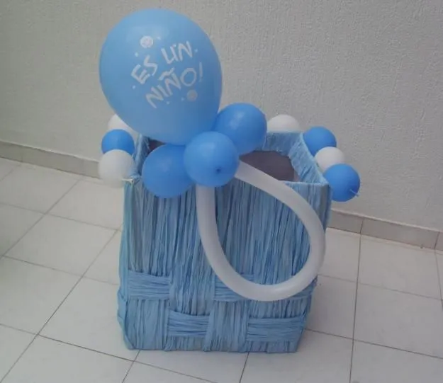 Decoración con globos para baby shower niña - Imagui