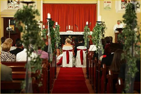 Decoración de la iglesia para la boda - Imagui