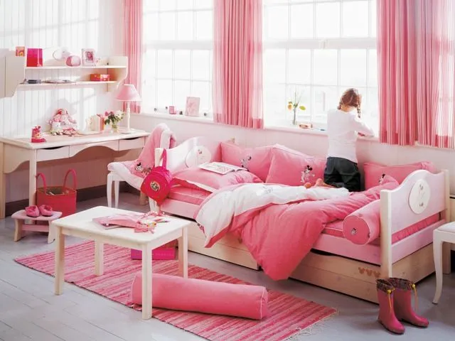 Decoracion interiores: Dormitorio Rosa para las Adolescentes