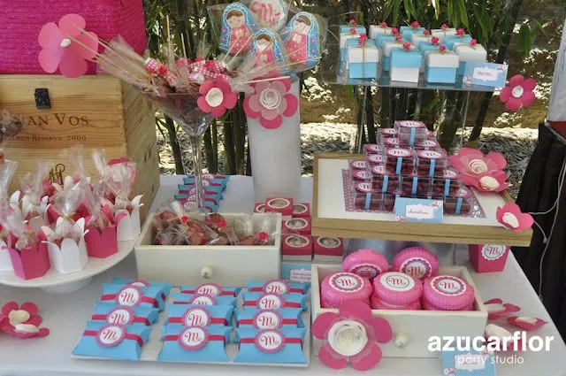 Mesa de dulces para primera comunión de niña - Imagui