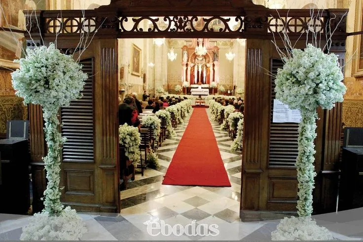 Decoración con nubes para tu Iglesia #Wedding #ebodas | Iglesias ...