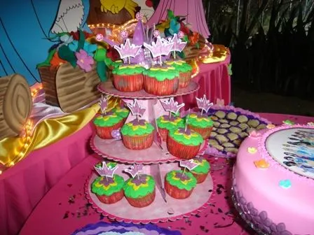 Celebraciones Patty: Torta y mesa de dulces Princesas Disney