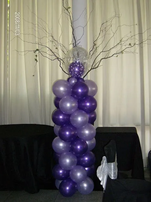 Decoraciones de baby shower con globos morado y fucsia - Imagui