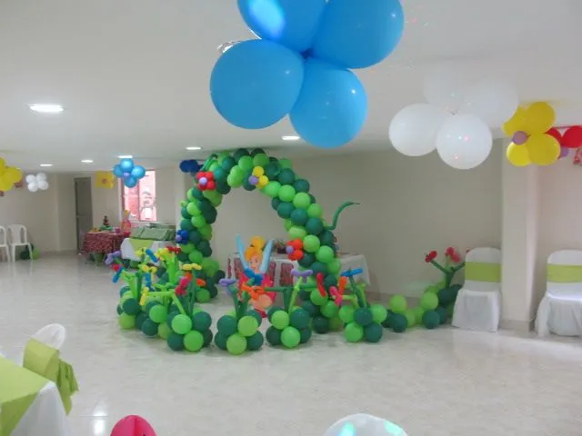 DECORACIONES CON GLOBOS PARA FIESTAS INFANTILES DE CAMPANITA ...