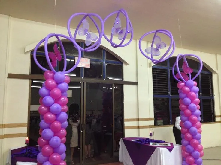 Decoraciónes de globos morados para quince años - Imagui