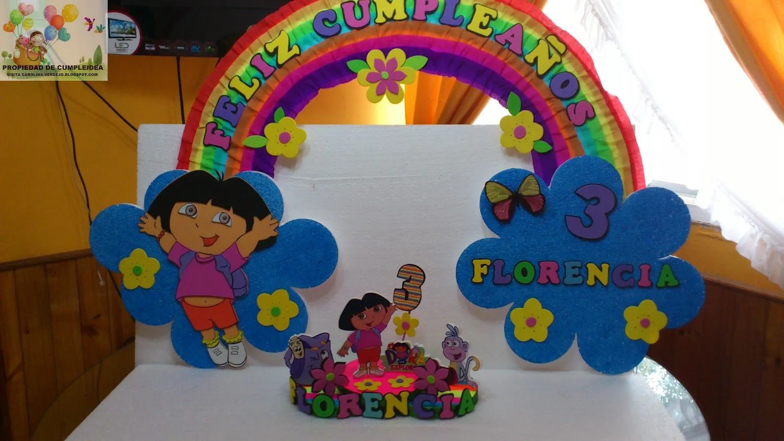 DECORACIONES INFANTILES: ARCOIRIS Y CENTRO DE MESA DORA LA EXPLORADORA