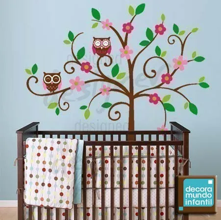 Decoraciones Infantiles: Decoración con arboles sticker infantiles.