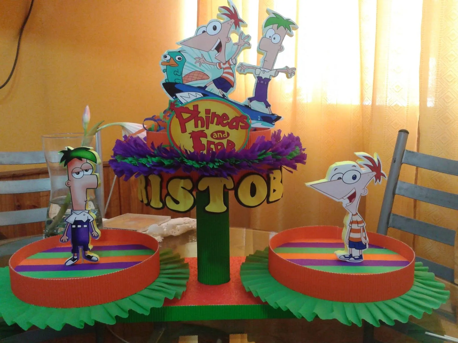 DECORACIONES INFANTILES: PHINEAS Y FERB