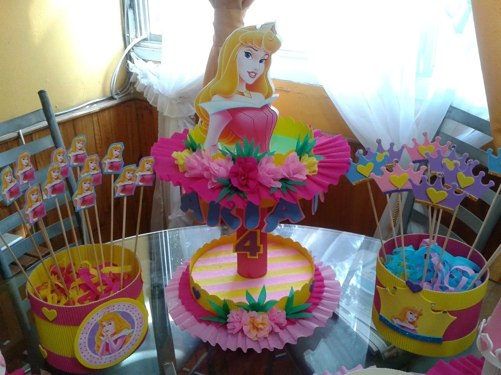 DECORACIONES INFANTILES: PRINCESA AURORA BELLA DURMIENTE