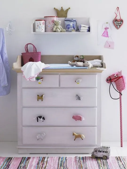 Como decorar una cómoda para el dormitorio infantil — Decoracion Bebes