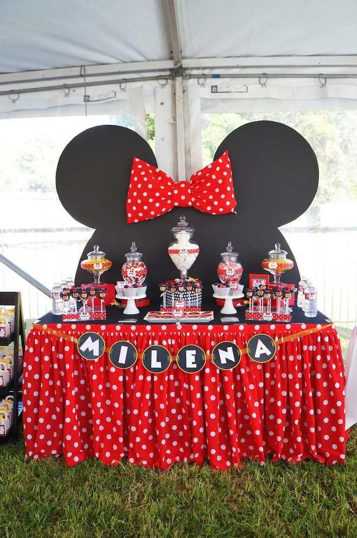 Cómo decorar una fiesta inspirada en Minnie Mouse ~ Solountip.com