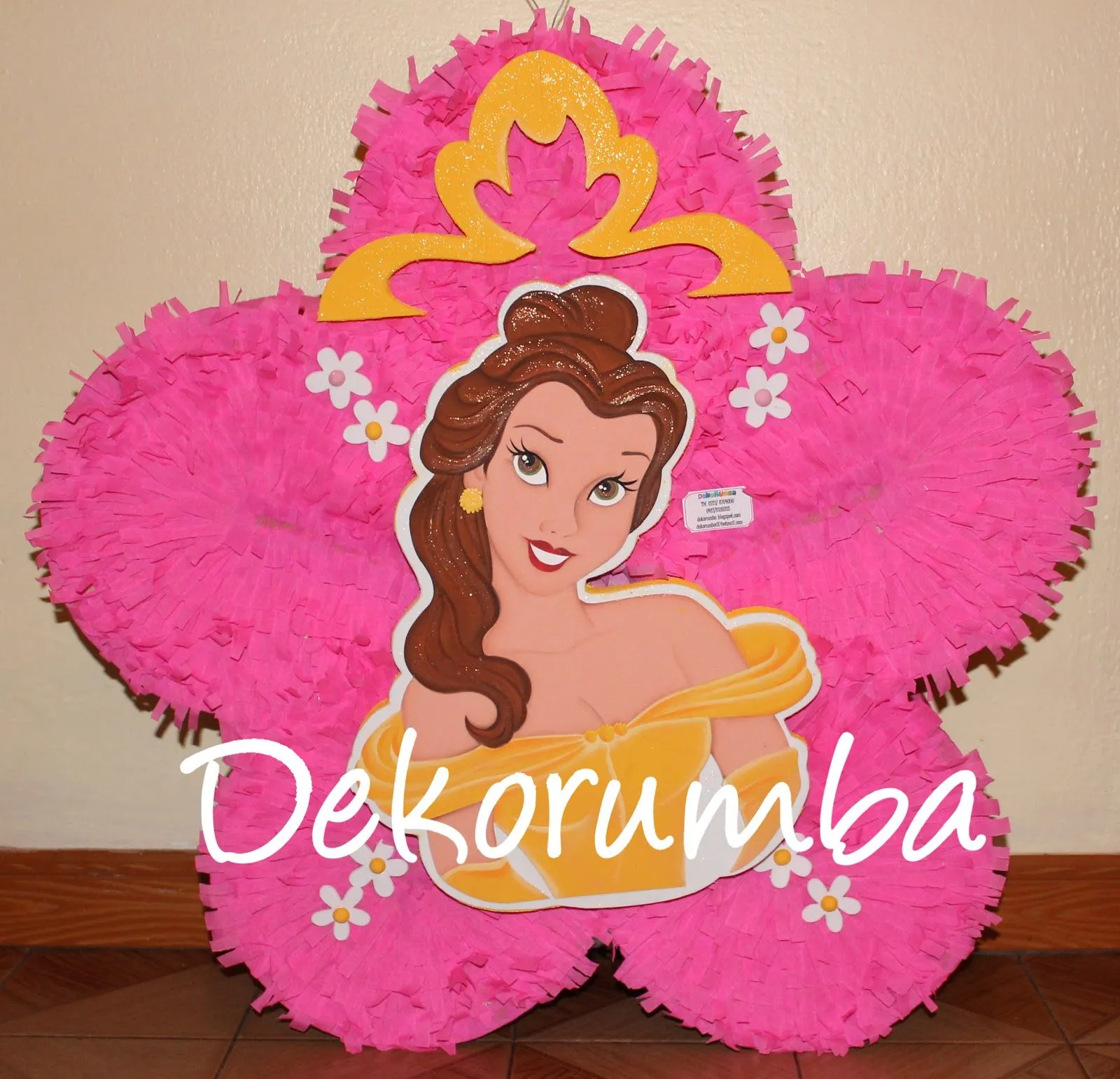 Dekorumba: Piñata de Bella