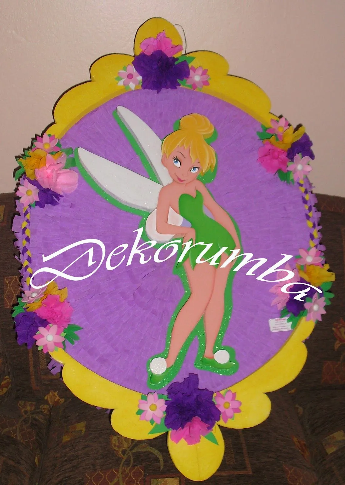 Dekorumba: Piñata Ovalada de Campanita - Tinker Bell