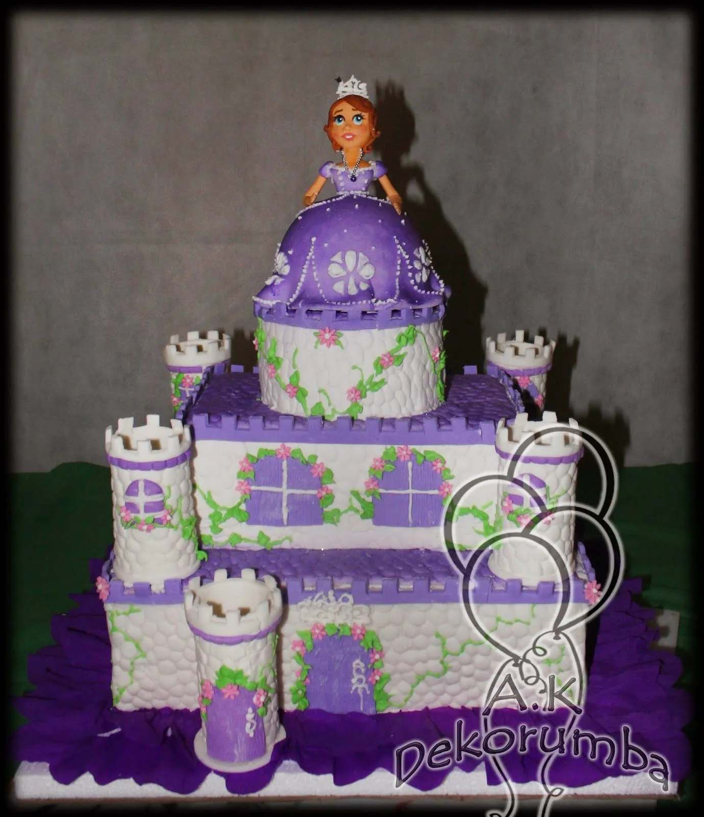 Dekorumba: Torta Castillo - Princesa Sofia