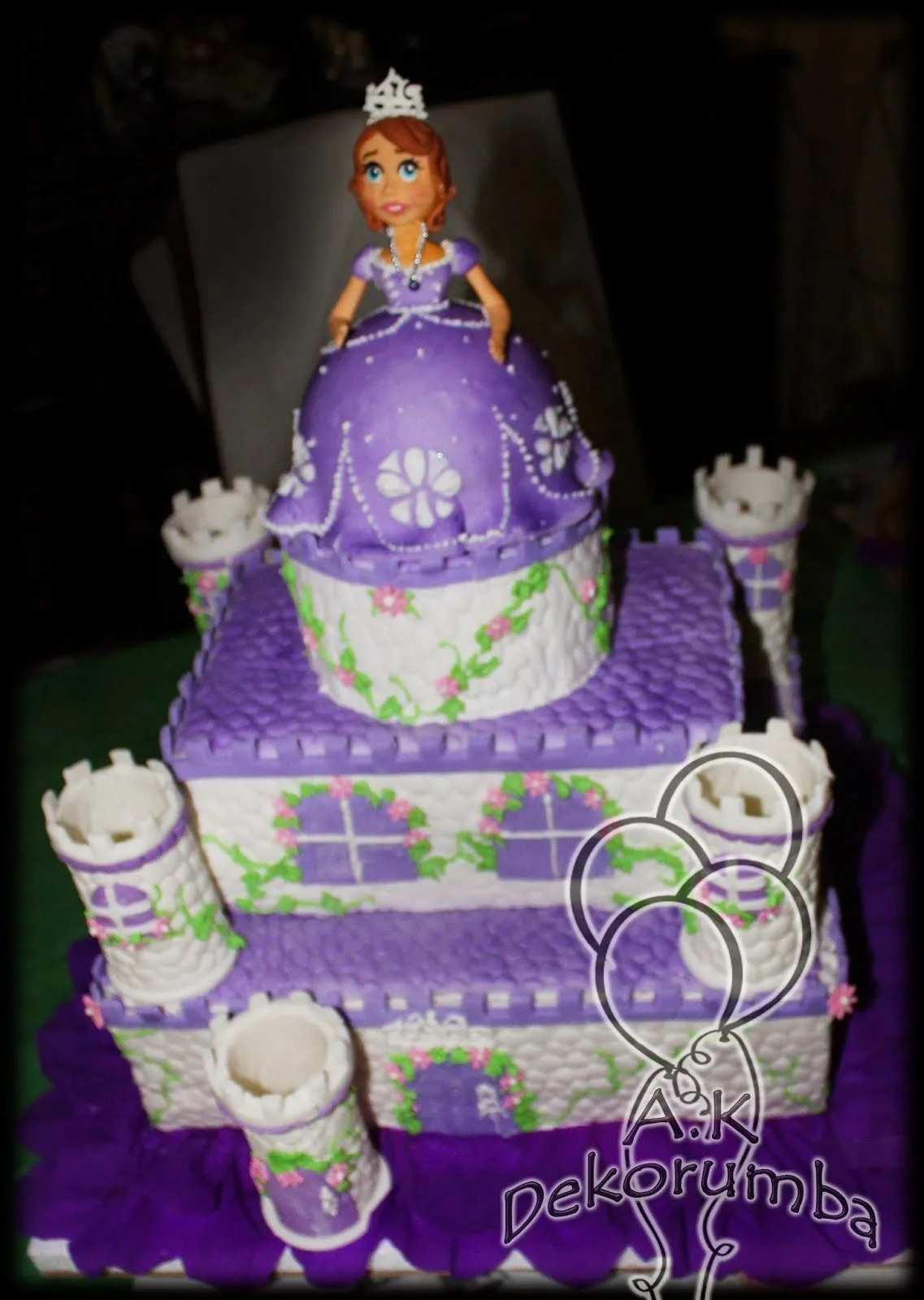 Dekorumba: Torta Castillo - Princesa Sofia