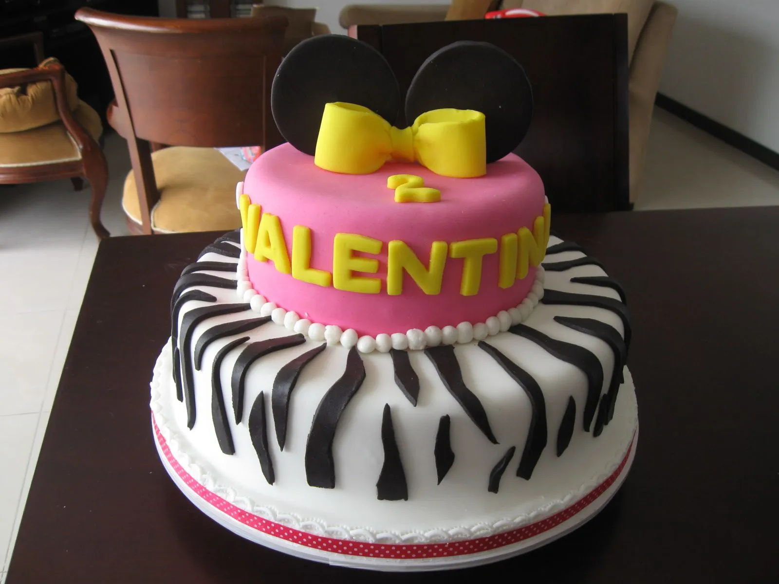 Delicake Tortas y Postres: Torta de cumpleaños infantil animal print