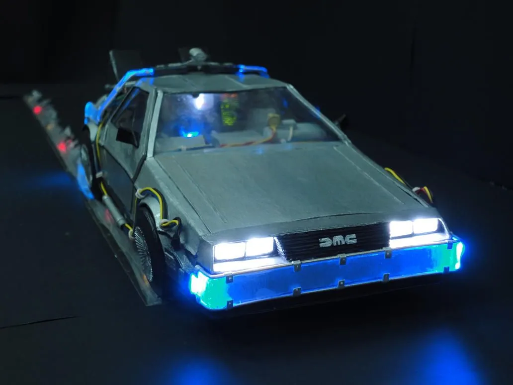 DeLorean DMC-12 Realistic Papercraft with LED's 2 by BRSpidey on ...