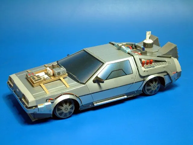 Delorean Papercraft Pictures