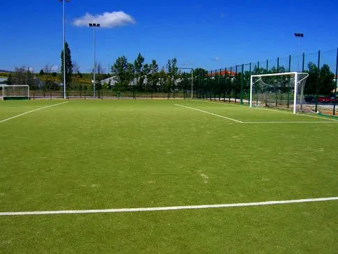 Deportes - Campo de Fútbol de Hierba Artificial - Universidad ...