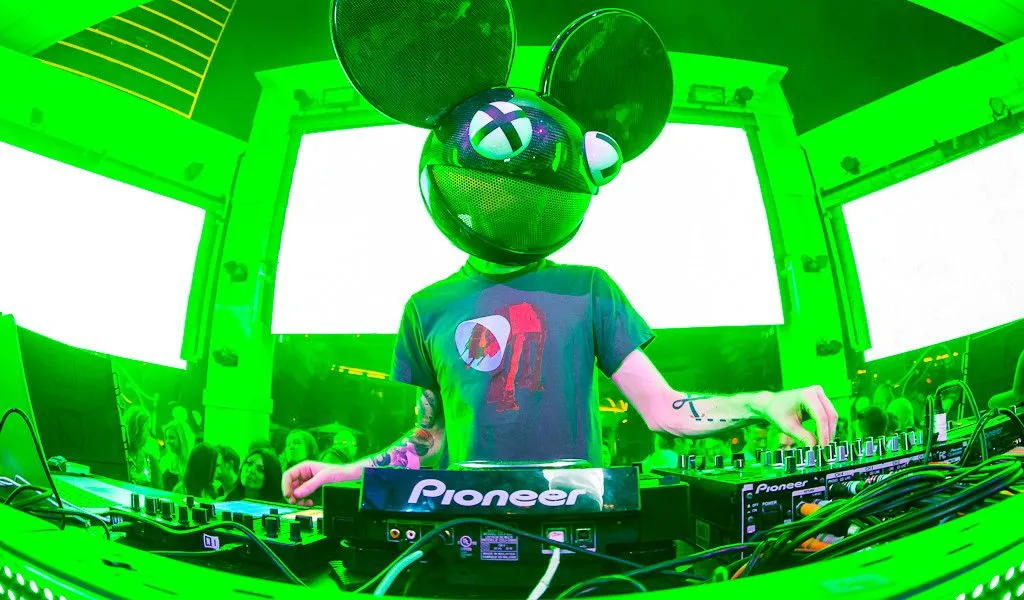 Descargar Deadmau5 At Play Vol 4 2012 320 Kbps Gratis