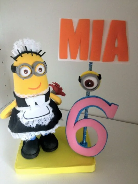 Despicable me minions centerpiece cake topper por SweetBellaLuna