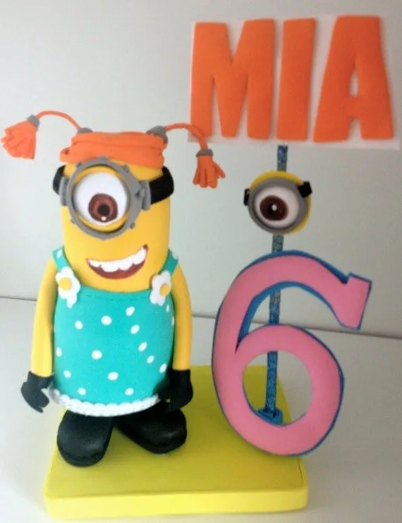 Despicable me minions centerpiece cake topper por SweetBellaLuna