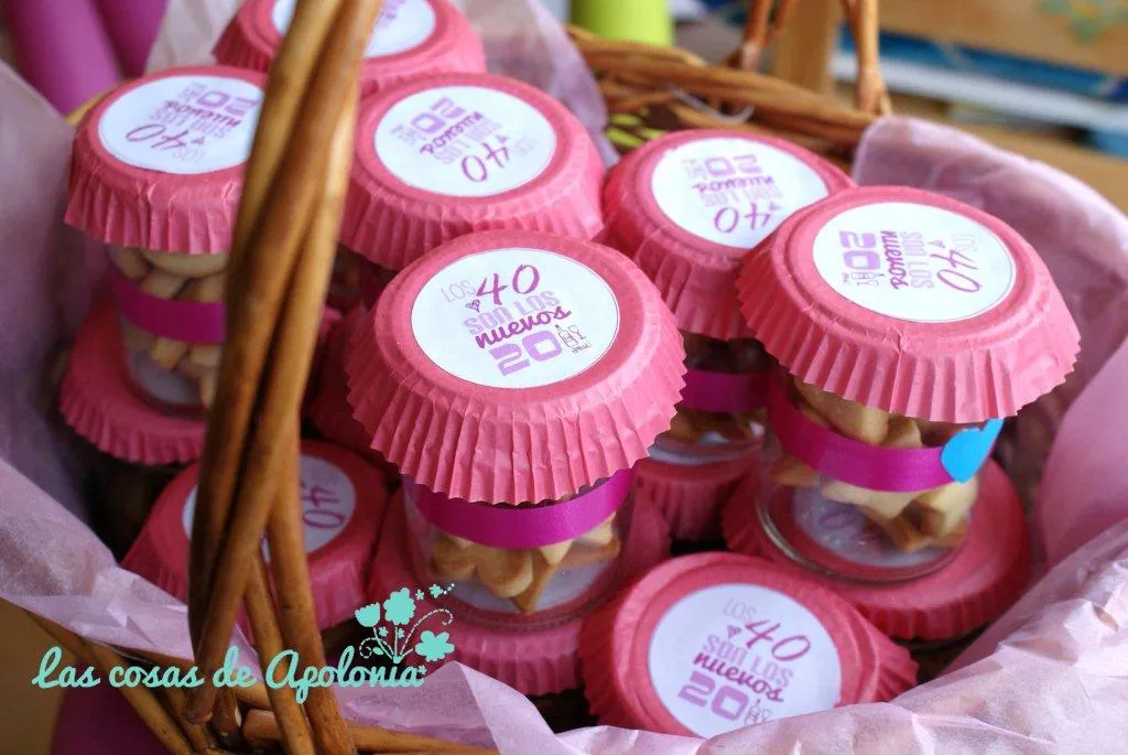 Detalles y dulces para una fiesta de los 40