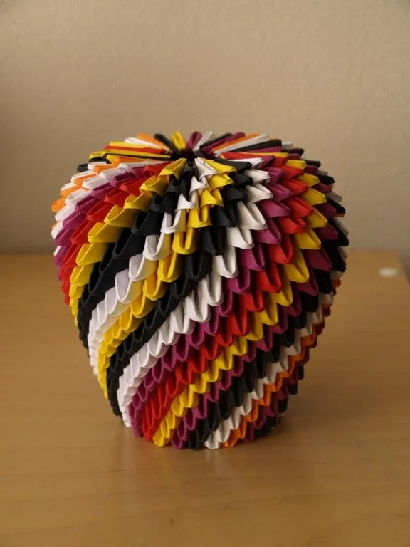 DeviantArt: More Artists Like 3D Origami Jar by BloodyPaperAngel