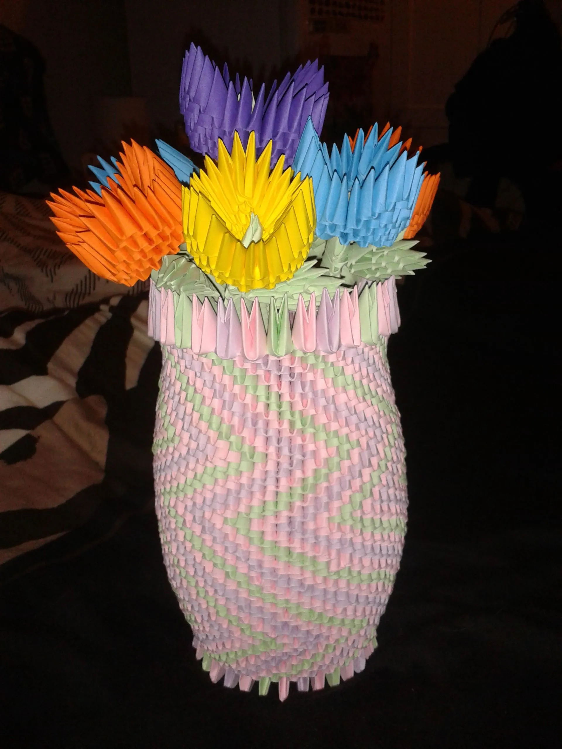 DeviantArt: More Like 3D Modular Origami - Flower Vase by Seventies001