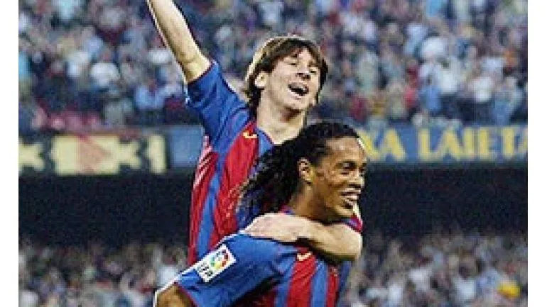 El dibujito donde Messi pelea su reinado con Ronaldinho - Infobae