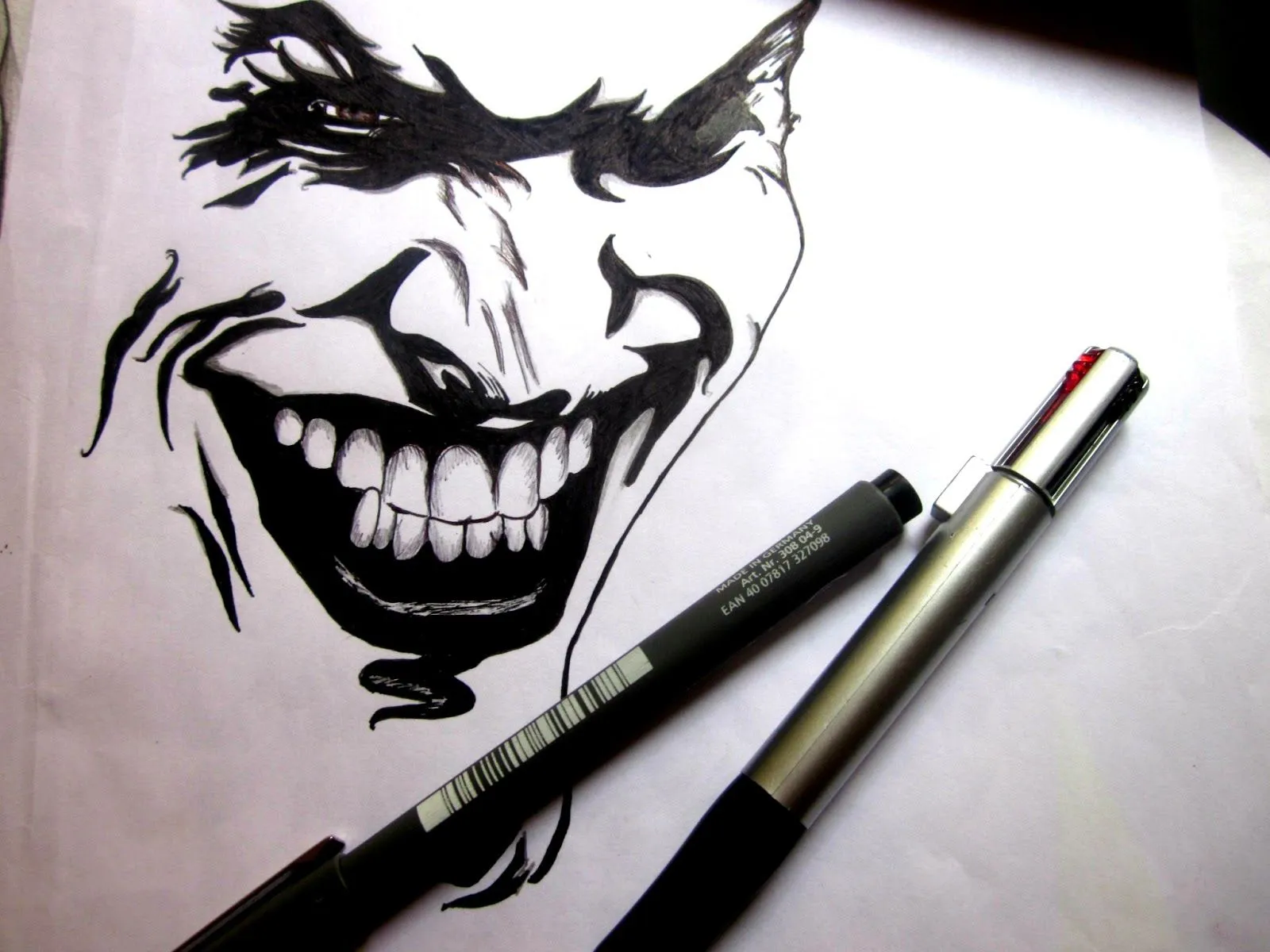 Dibujos y diseños de tatuajes. : JOKER