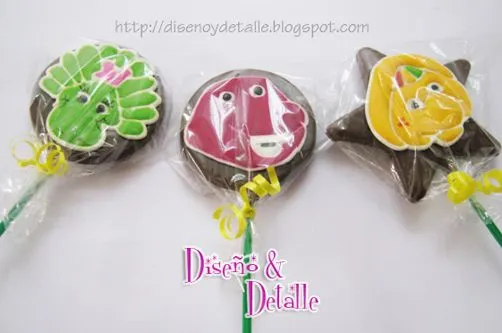 Diseño y Detalle: Paletas de chocolate... Barney y sus amigos