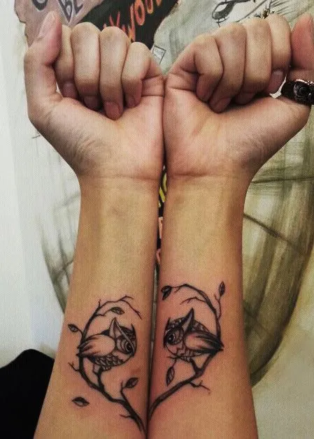 Tatuaje de Búhos en brazos | DISEÑOS DE TATUAJES