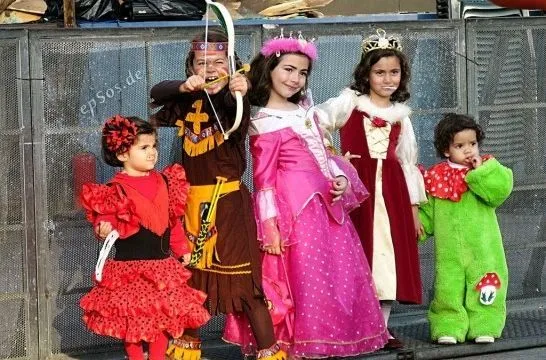 Manualidades de disfraces de frutas - Imagui