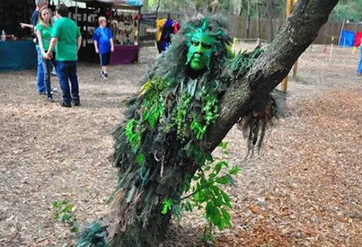 Disfraces de arbol para niños - Imagui