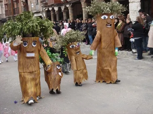 Como hacer un disfraz de arbol para niño - Imagui