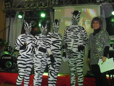 Como hacer un disfraz de cebra - Imagui