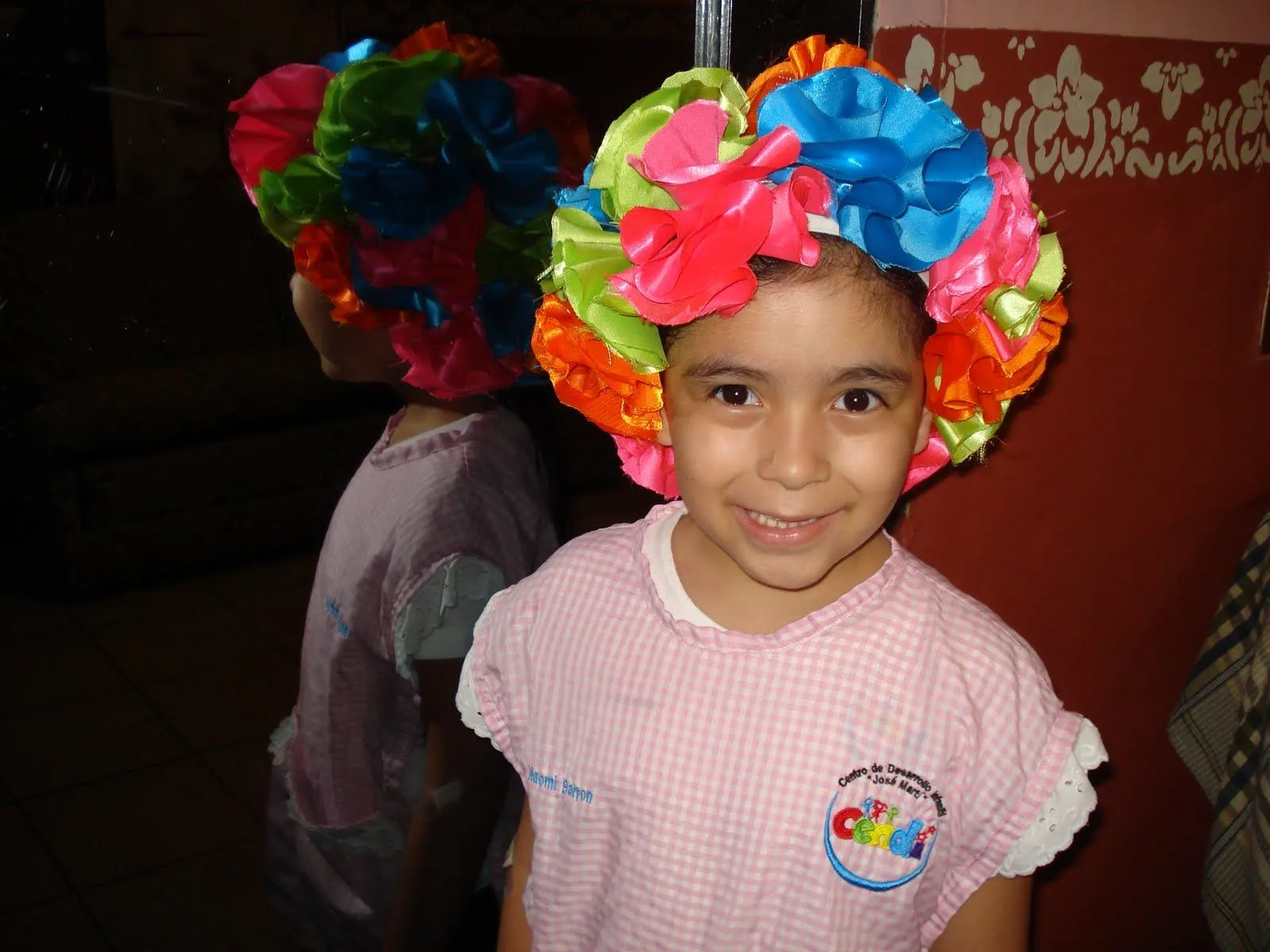 DIVINAS MANUALIDADES DE CRYS: PELUCA DE TELA DE RAZO PAYASITA