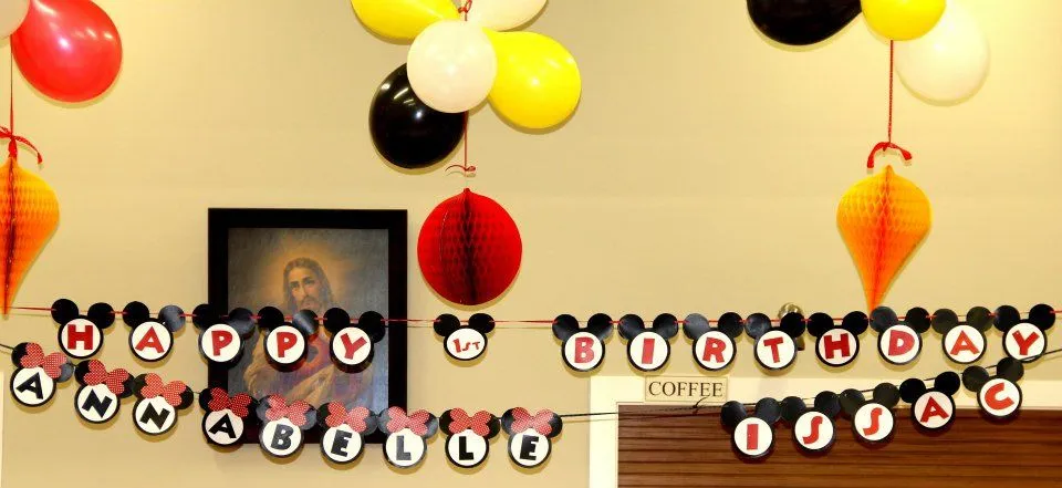 DIY Mickey/Minnie Mouse Birthday Banner | Tiny Tots Cuisine