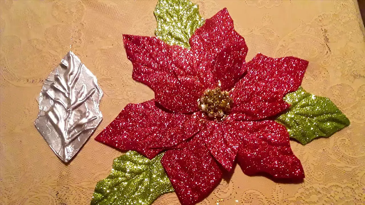 DIY/ COMO HACER MOLDE DE PETALOS PARA NOCHEBUENA DE FOMI - YouTube