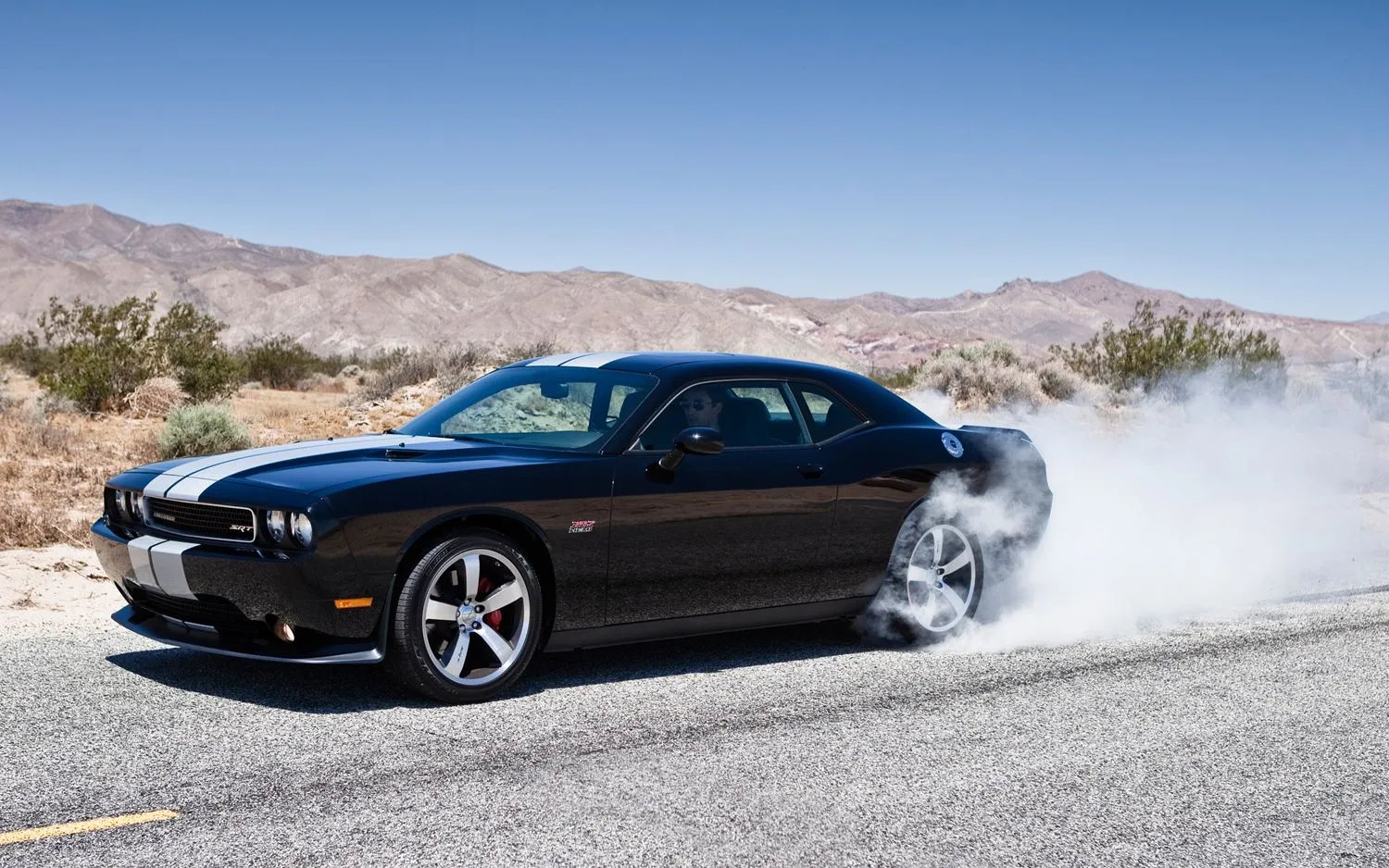 Dodge Challenger SRT8 2014: ahora más apasionante, llamativo y ...